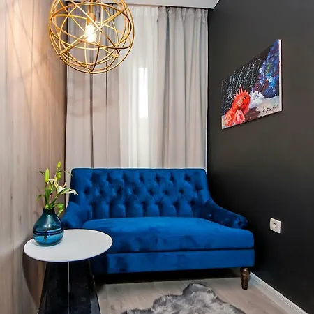 Deluxe G 12 * Ровинь