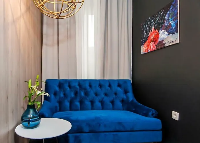 Deluxe G 12 * Ρόβινι